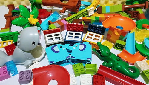 益智积木玩具 鳄鱼跷跷板与大象球场的双跑道乐趣